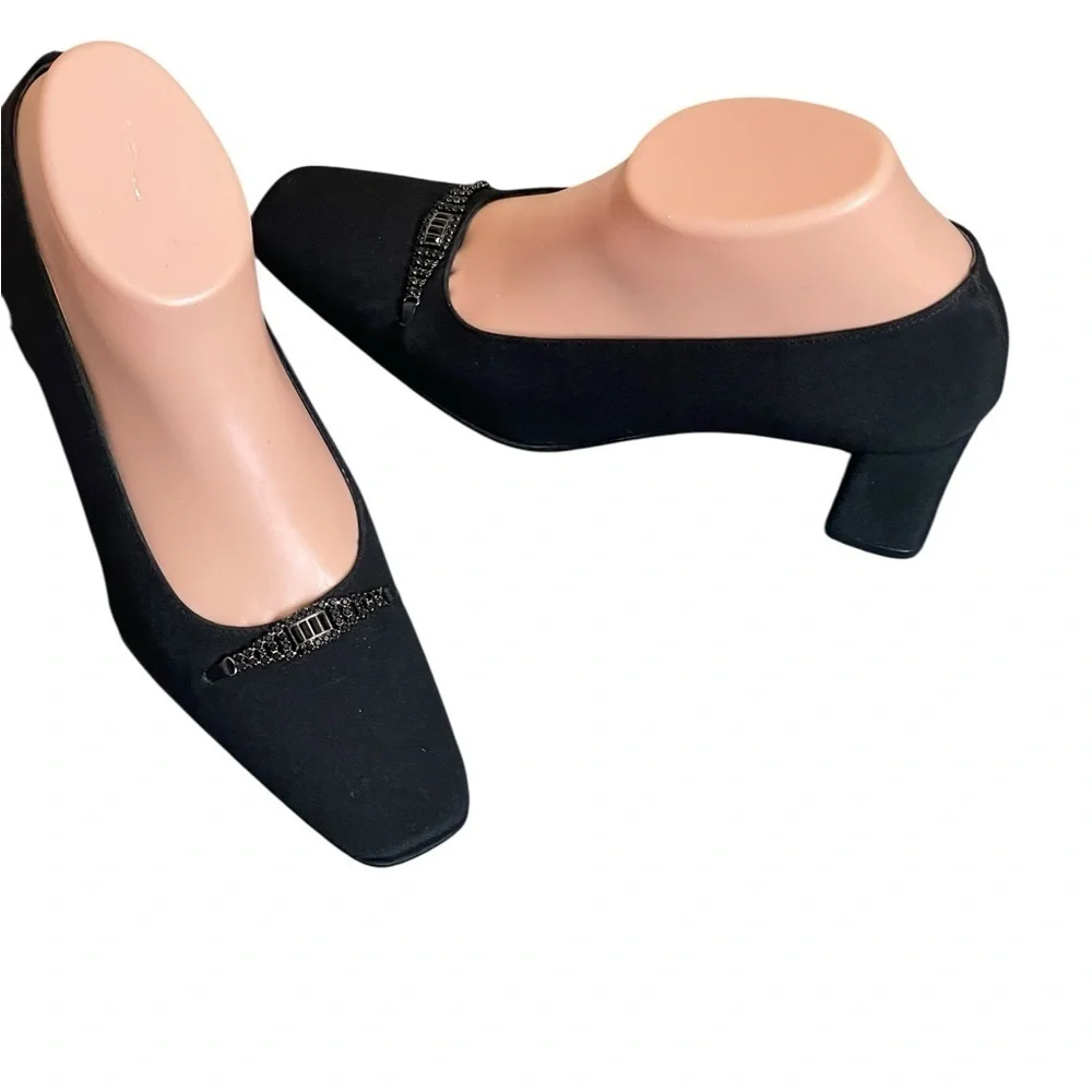 Stuart Weitzman‎ Pump Women's 7.5AA Black Fabric Embellish Slip On Block Heel